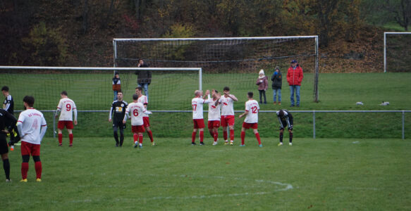 Team II mit unglücklicher Niederlage, Team I mit knappem Heimsieg.